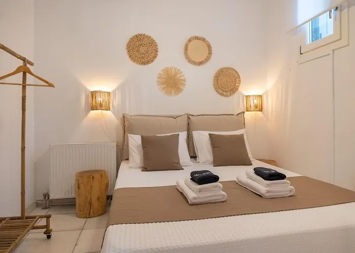 Sunrise Serenity Near 度假居